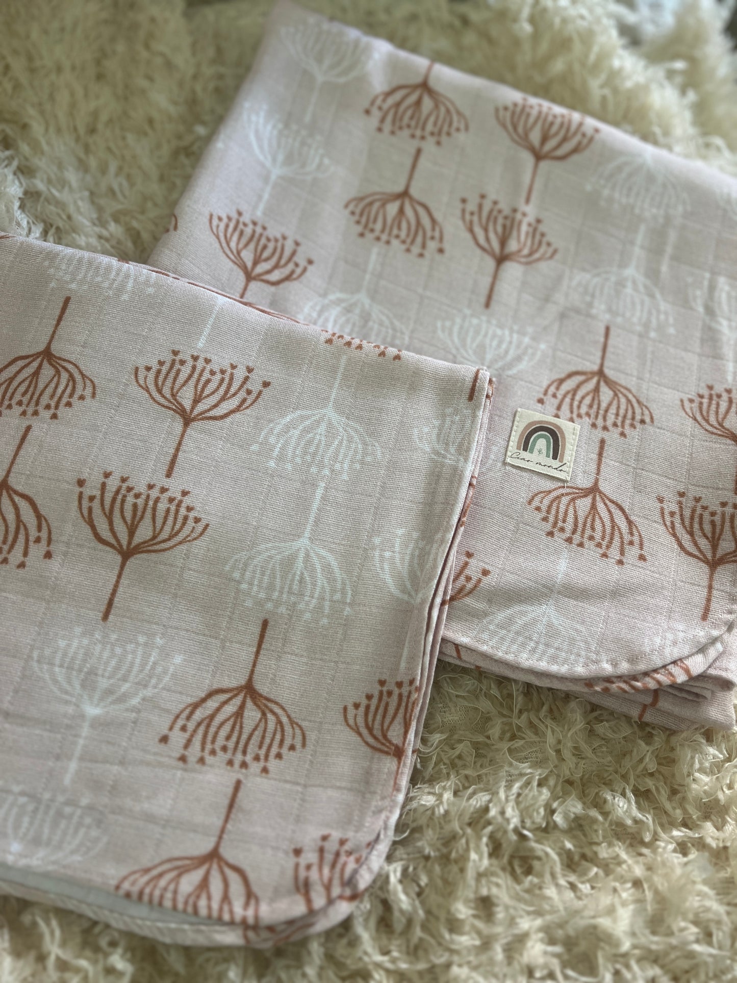 Copertina in mussola 120×120 cm con muscolina coordinata 50×50 cm